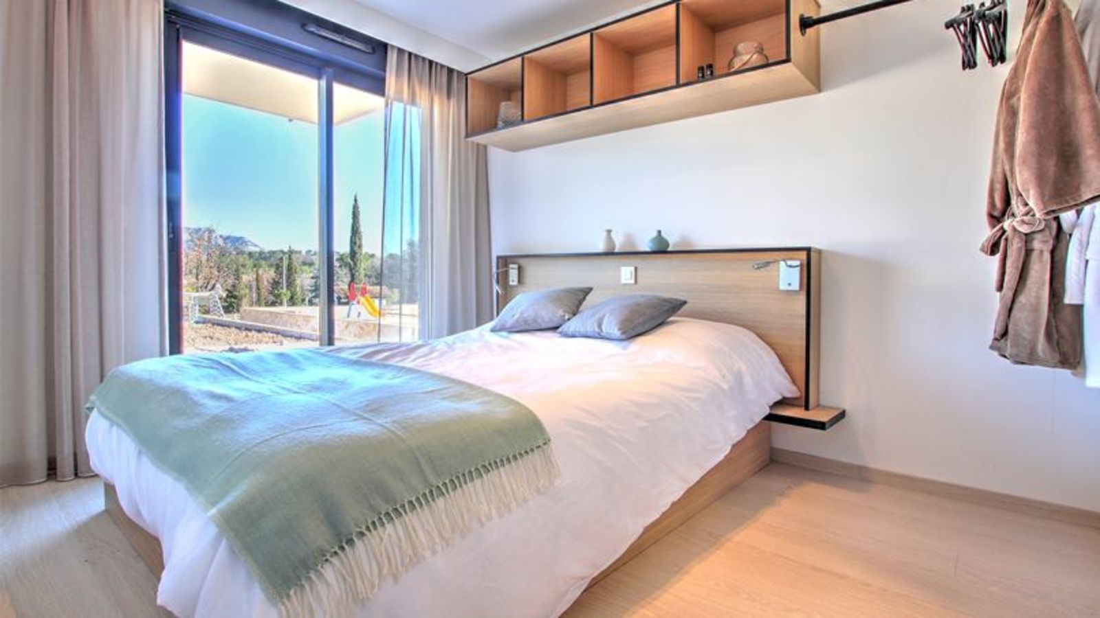 Apartment New premium penthouse for 6 people with 3 bedrooms... Vence 1