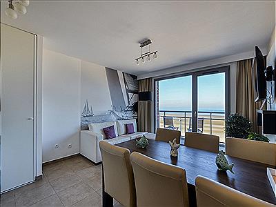 Apartment for 4 people with balcony with seaview